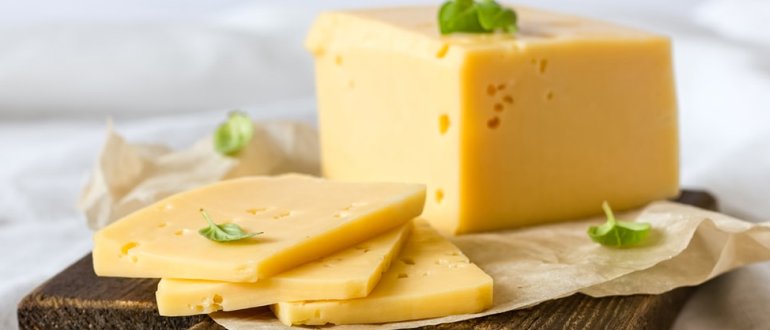 Сыр твердого сорта